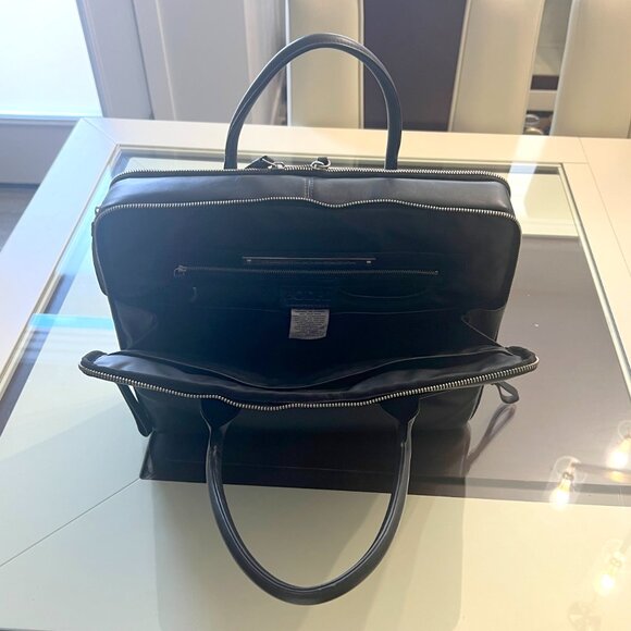 Laptop Leather Hand Held Case! - Picture 9 of 11